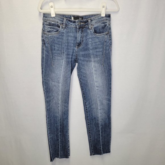 Kut from the Kloth Denim - Kut From The Kloth Women's Size 2 Catherine Ankle Straight Leg Raw Hem Seam